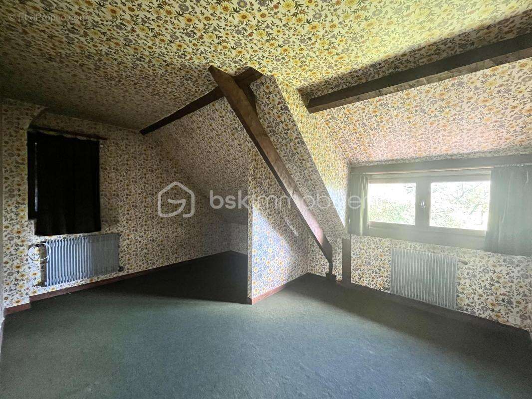 Maison à LA SAUSSAYE