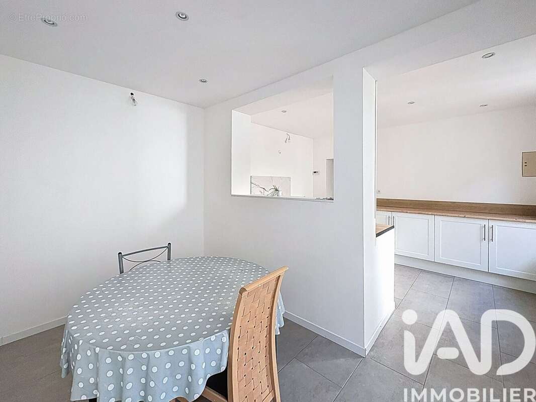 Photo 6 - Maison à AY