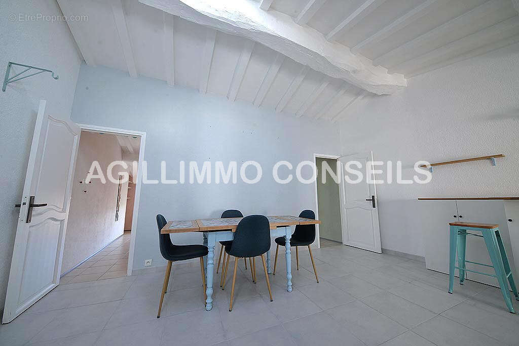 Maison à PUGET-SUR-ARGENS