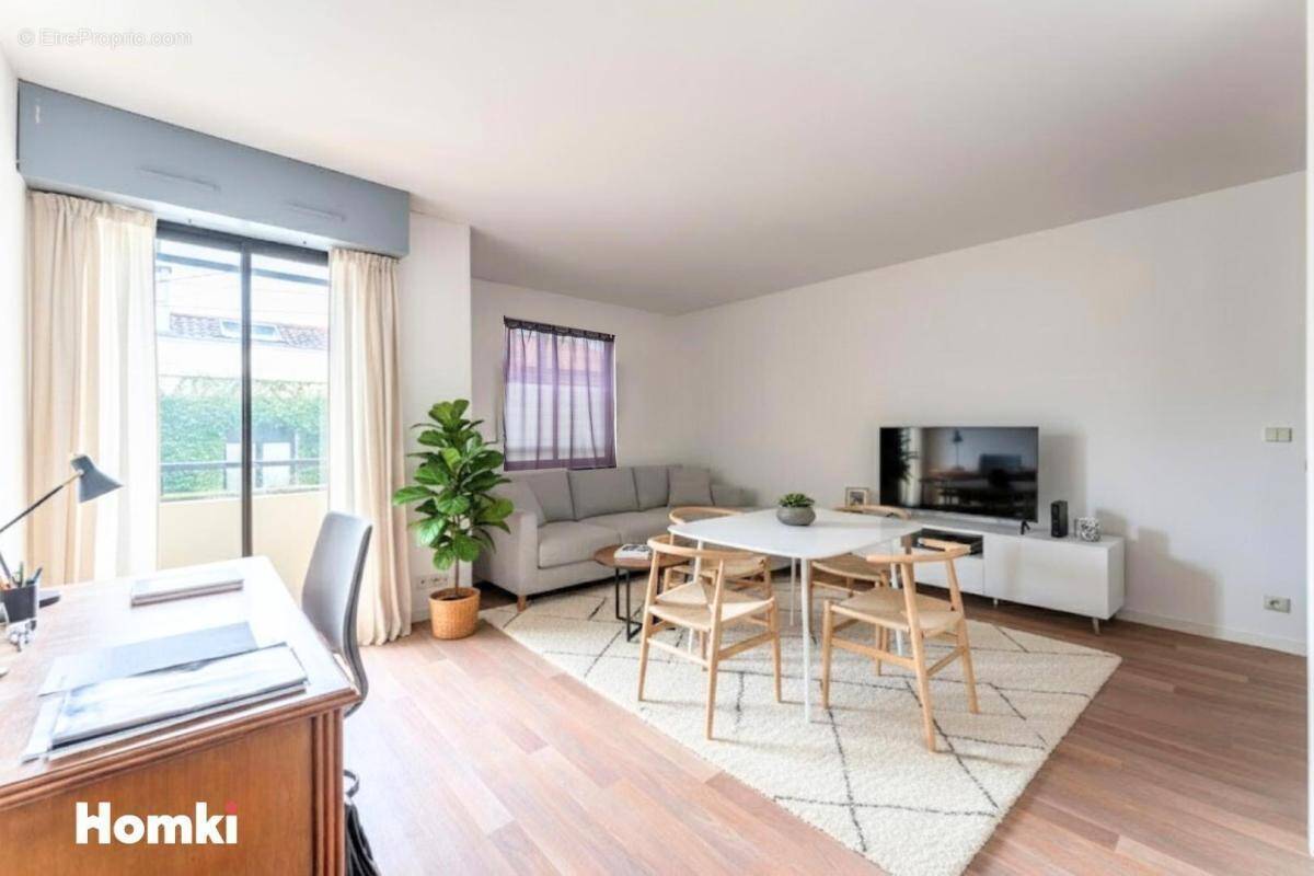 Appartement à BORDEAUX