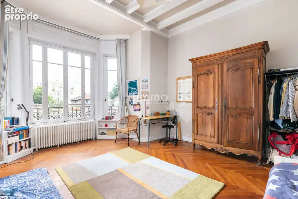 435 m² pour Coworquie  étudiante ou intergénérationnelle - photo 8