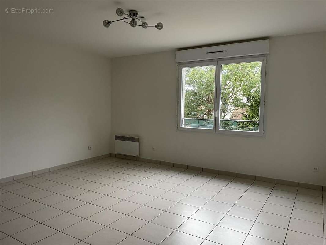 Appartement à PONTAULT-COMBAULT