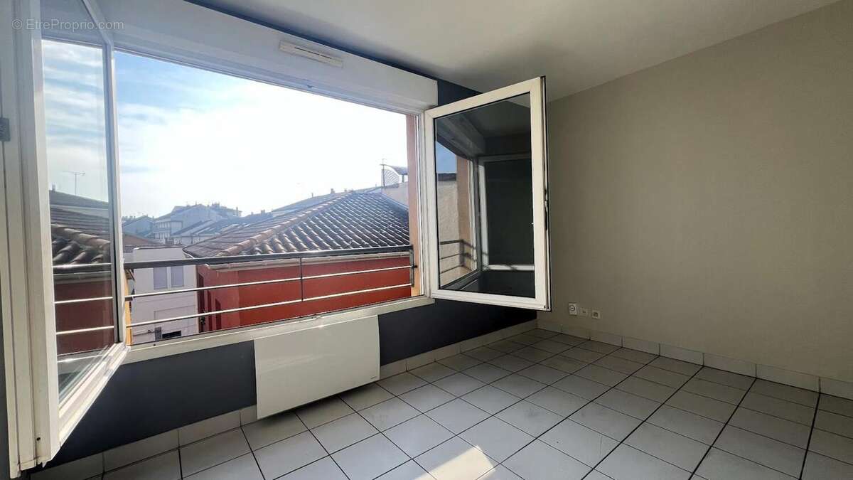 Appartement 41 m² à Lyon-4e  - photo 2