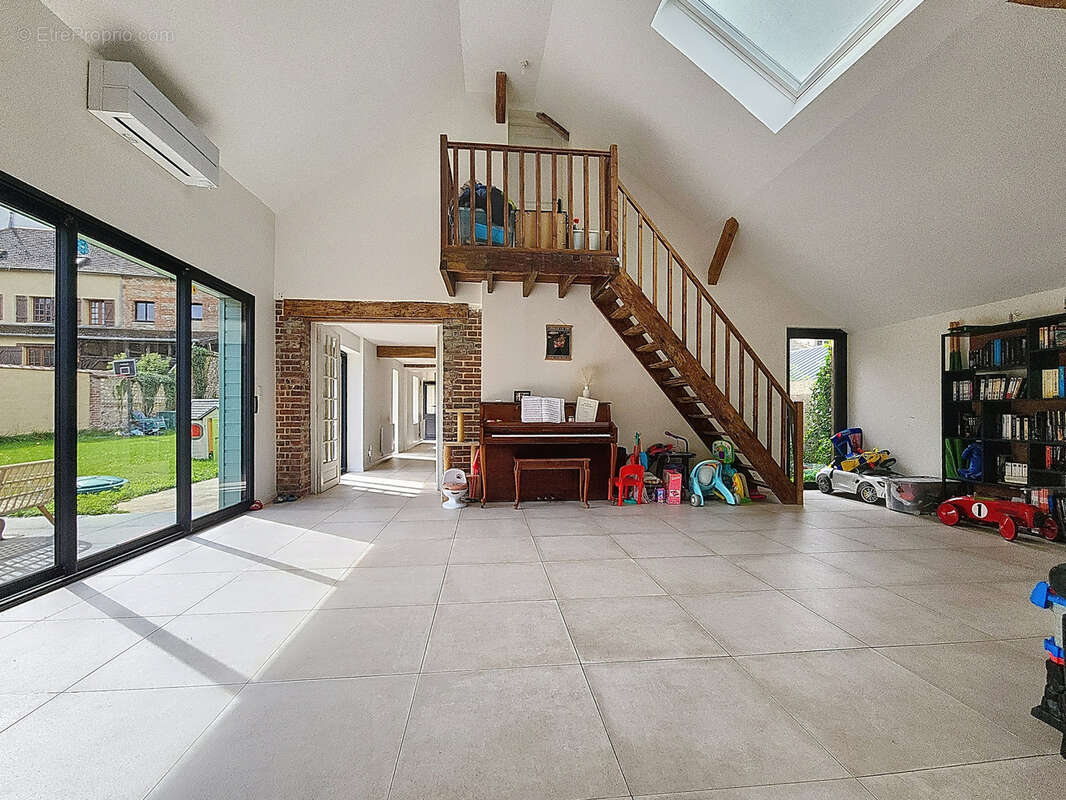 Maison à ROMILLY-SUR-ANDELLE