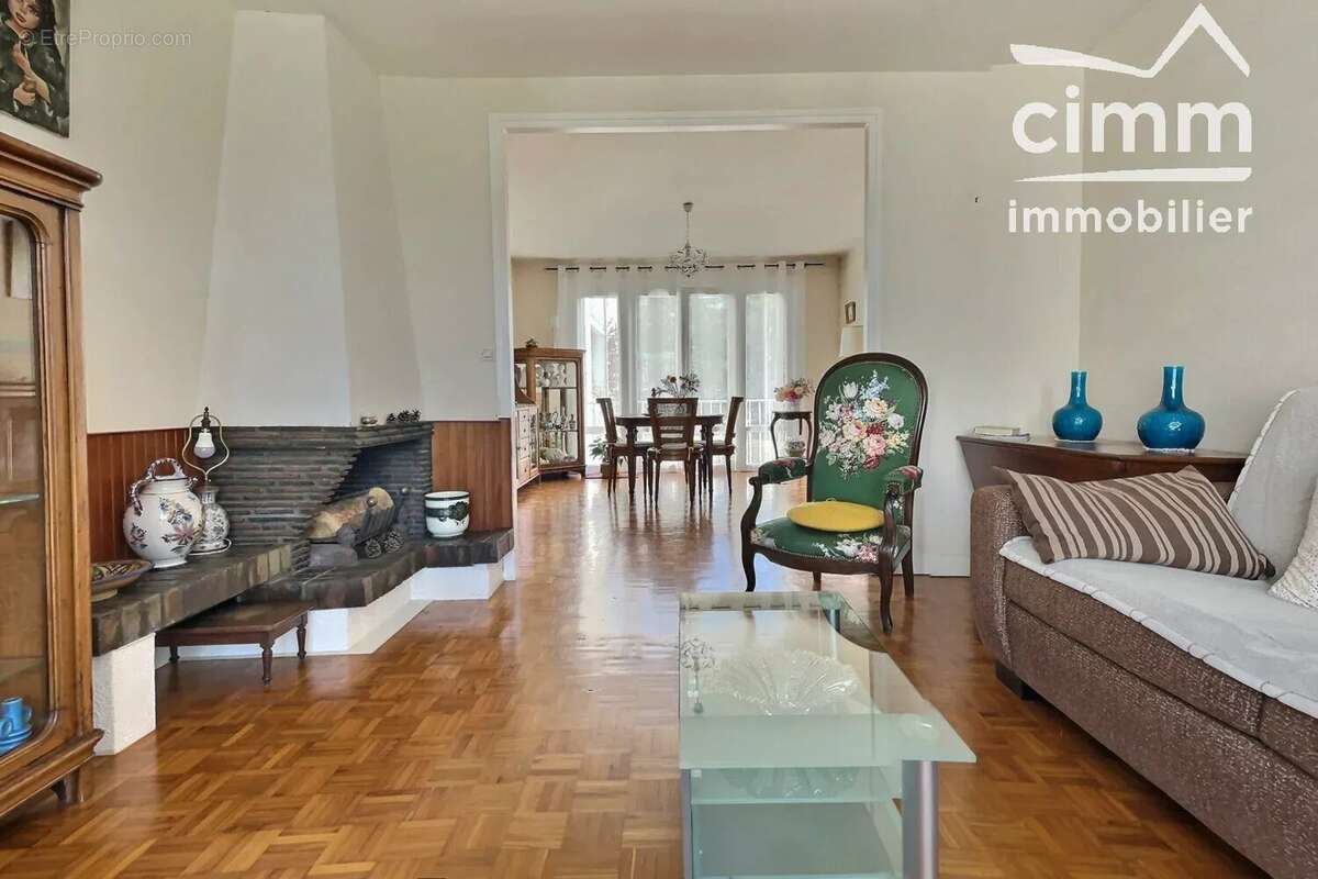 Appartement à COULOMMIERS