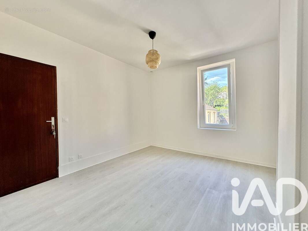 Photo 2 - Appartement à ANDRESY