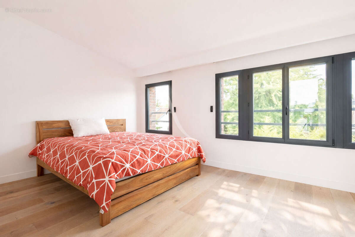 Maison à FONTENAY-SOUS-BOIS