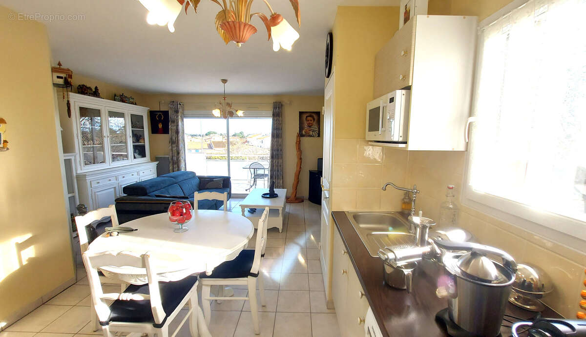 Appartement à SAINTE-MARIE