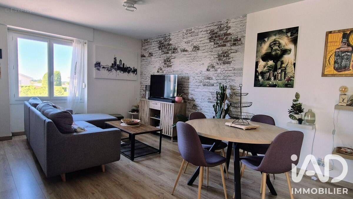Photo 1 - Appartement à GREZIEU-LA-VARENNE