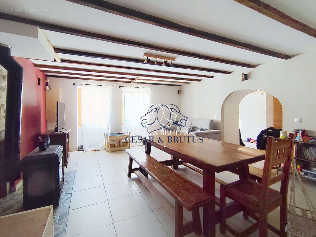 Maison 5 pièces 143 m² à vendre à Aigueperse (69790) - photo 4