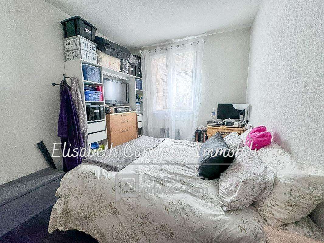 Appartement à CAZERES