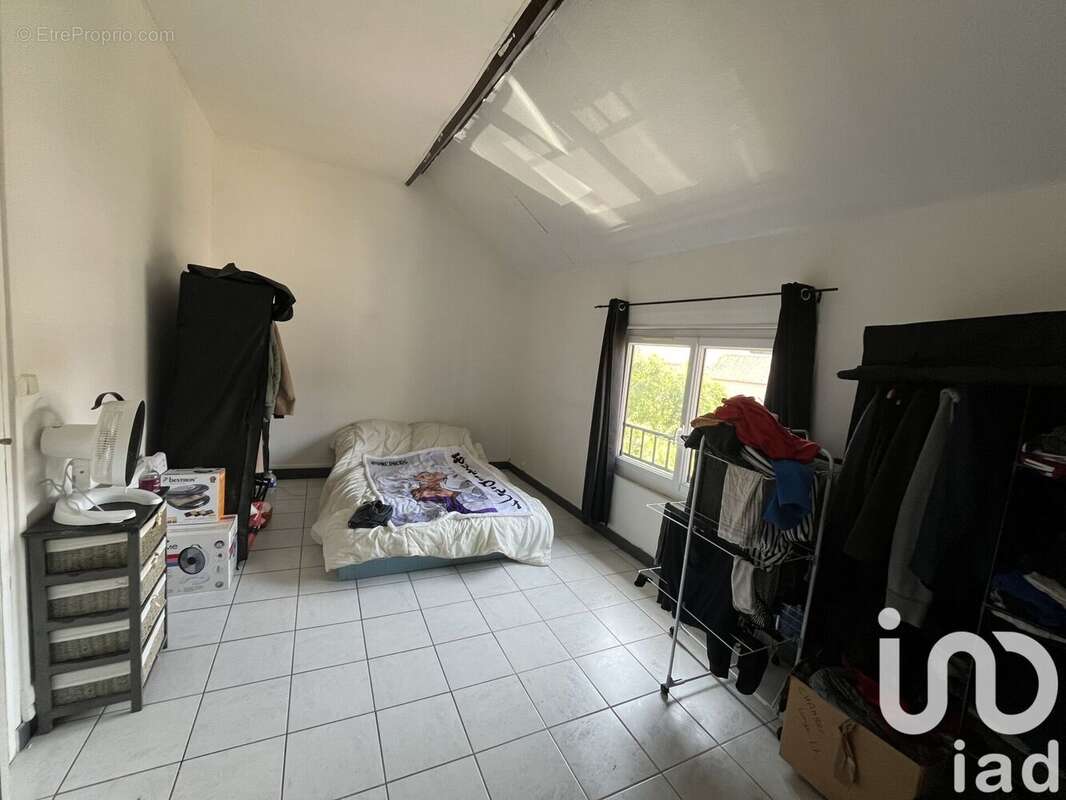 Photo 3 - Appartement à NOGENT-LE-ROI