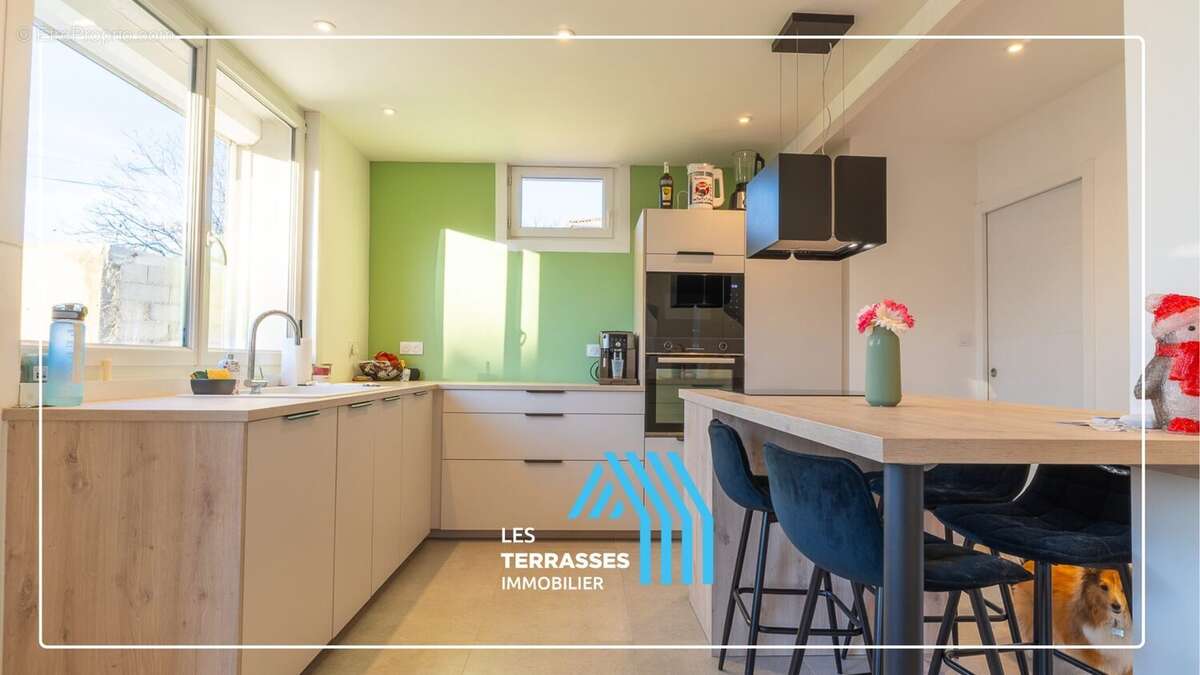 Maison à MONTELIMAR