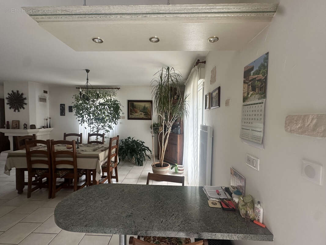 Saint-Dié-des-Vosges - Maison 140m2 quartier calme - photo 7