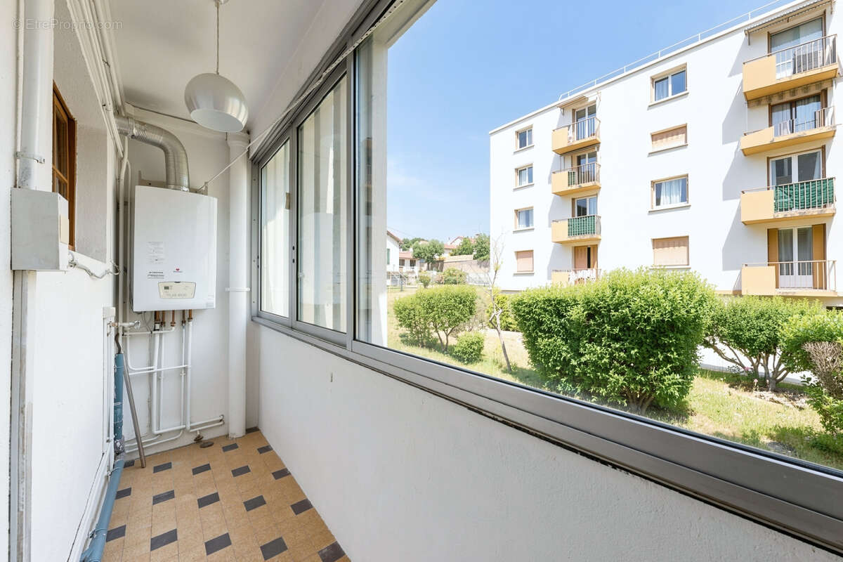 Appartement à LES PENNES-MIRABEAU