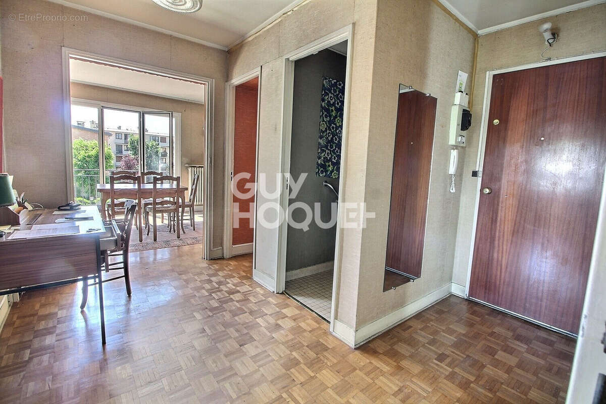 Appartement à CHAVILLE