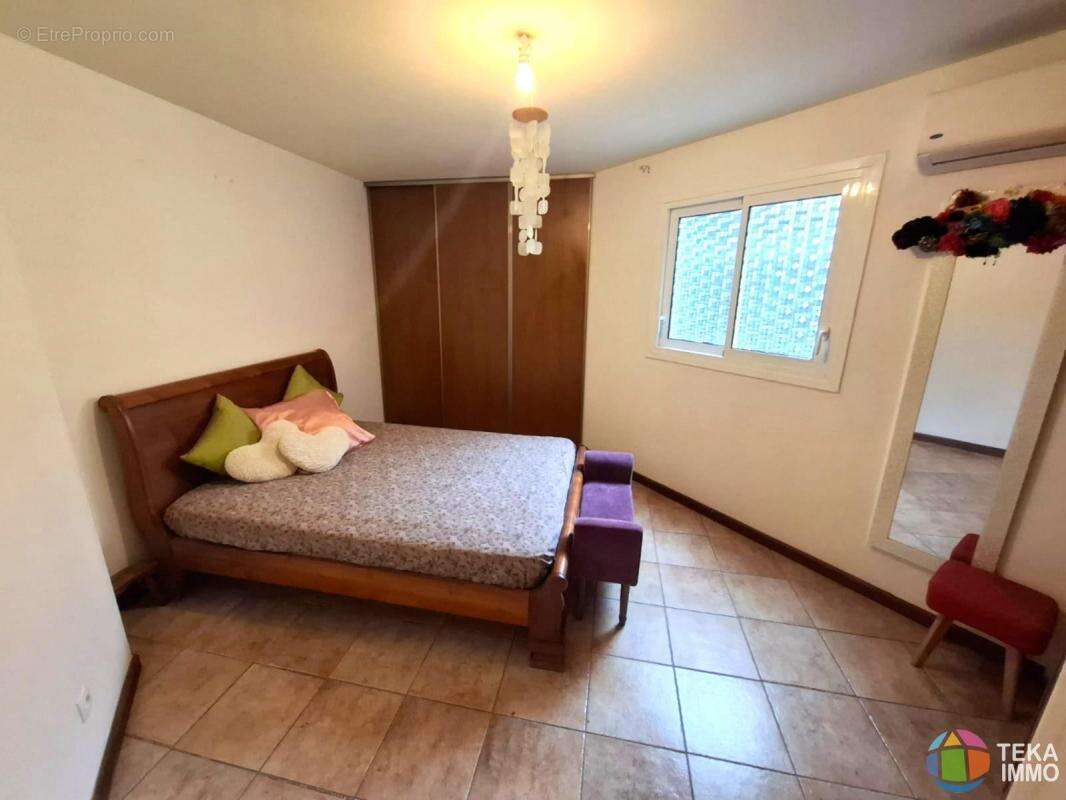 Maison à SAINTE-SUZANNE