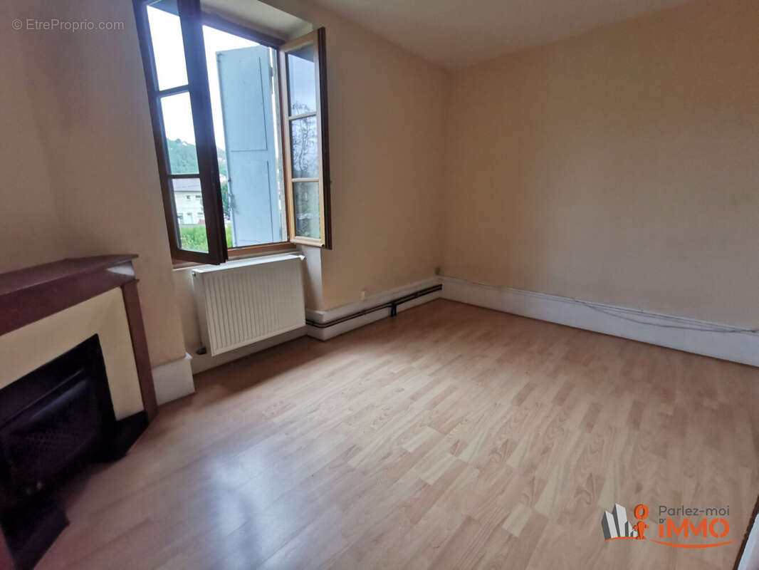 Maison à BOURGOIN-JALLIEU