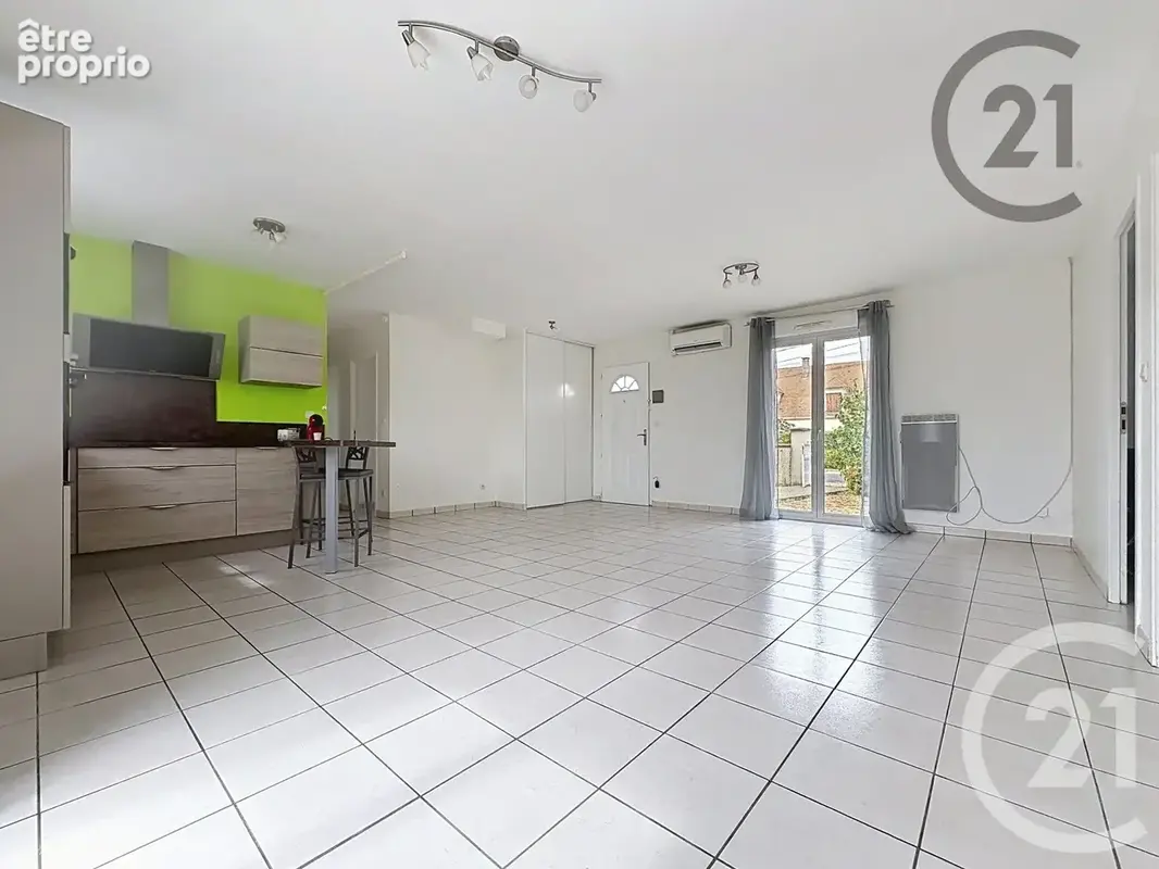 Maison 4 pièces 90 m² à vendre à Cannes-Ecluse (77130) - photo 2