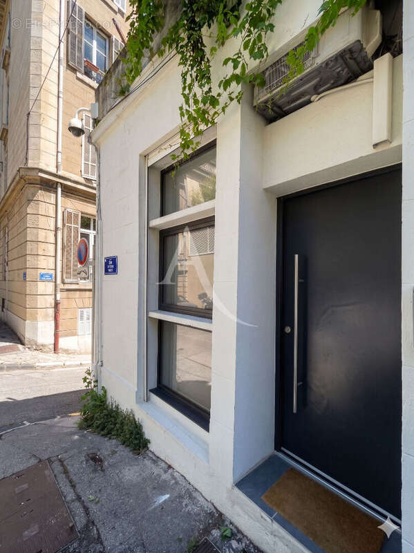 Maison à MARSEILLE-8E