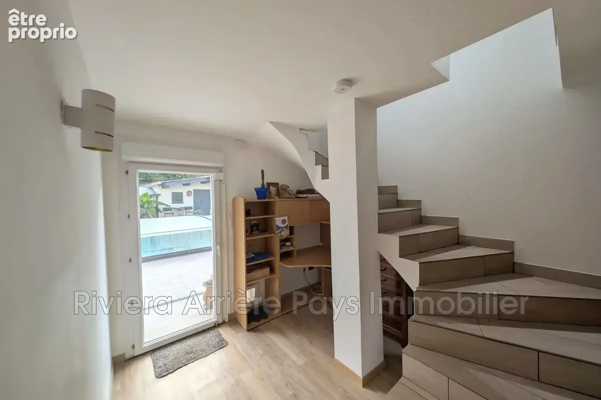 Maison 4 pièces 135 m² à vendre à Saint-Antonin (06260) - photo 5