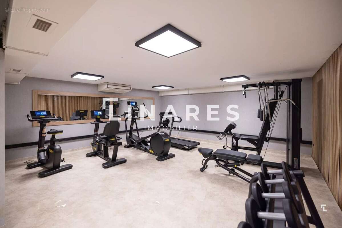 Appartement à MARSEILLE-8E