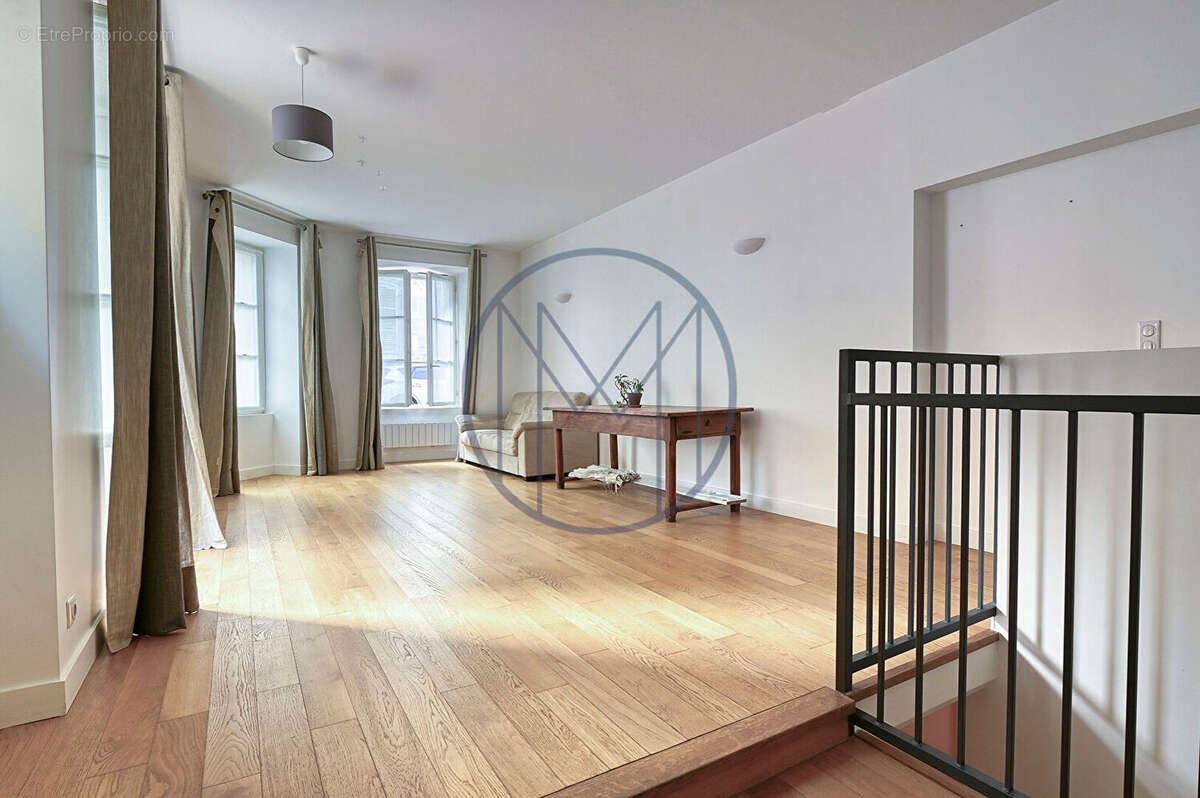 Appartement à VERSAILLES
