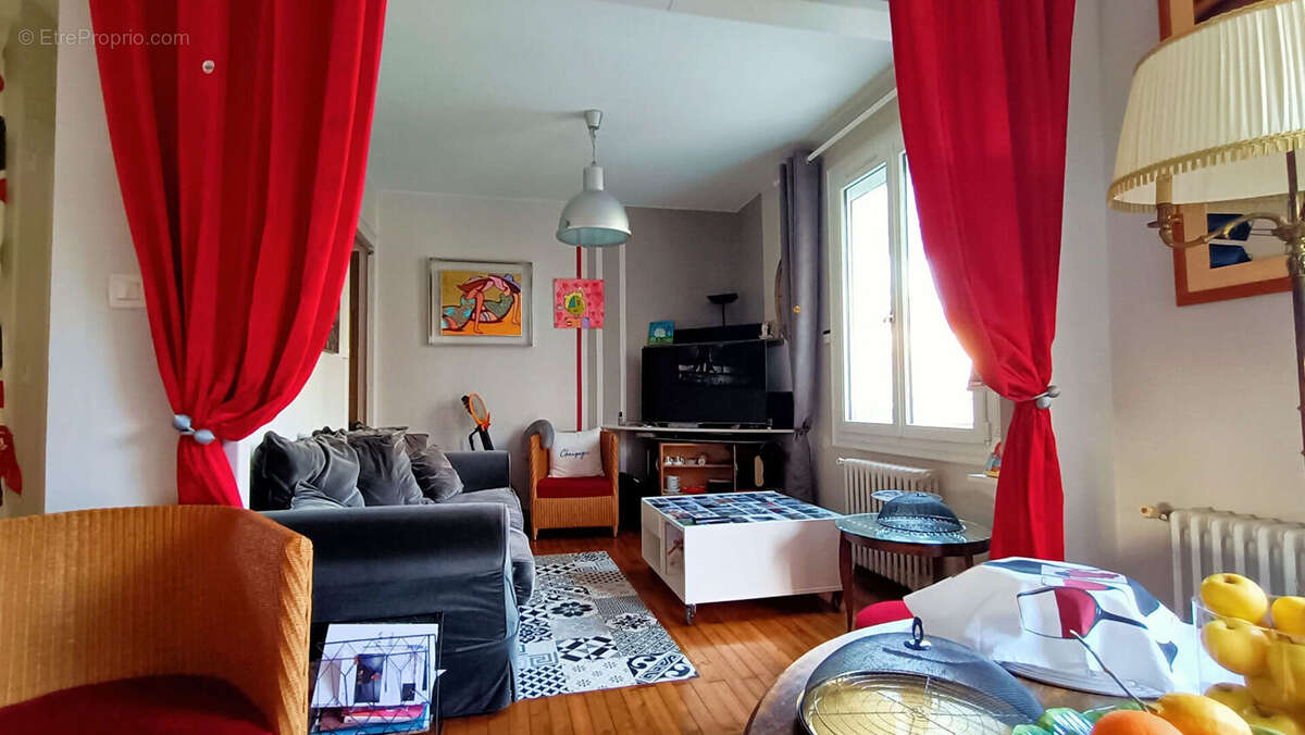 Maison 70 m² à Echire  - photo 8