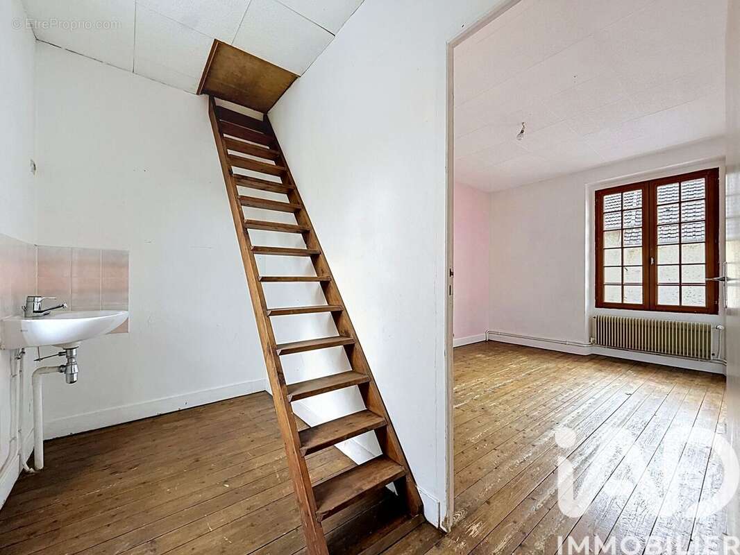 Photo 6 - Maison à DAMMARTIN-EN-SERVE