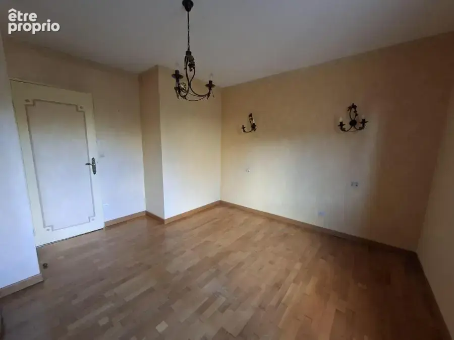 Maison 4 pièces 95 m² à vendre à Sable-Sur-Sarthe (72300) - photo 6