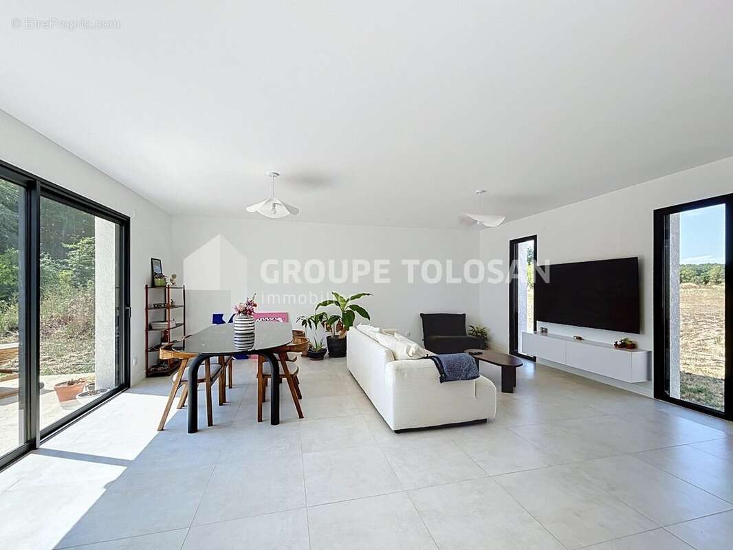 Maison 96 m² à Lavaur  - photo 5