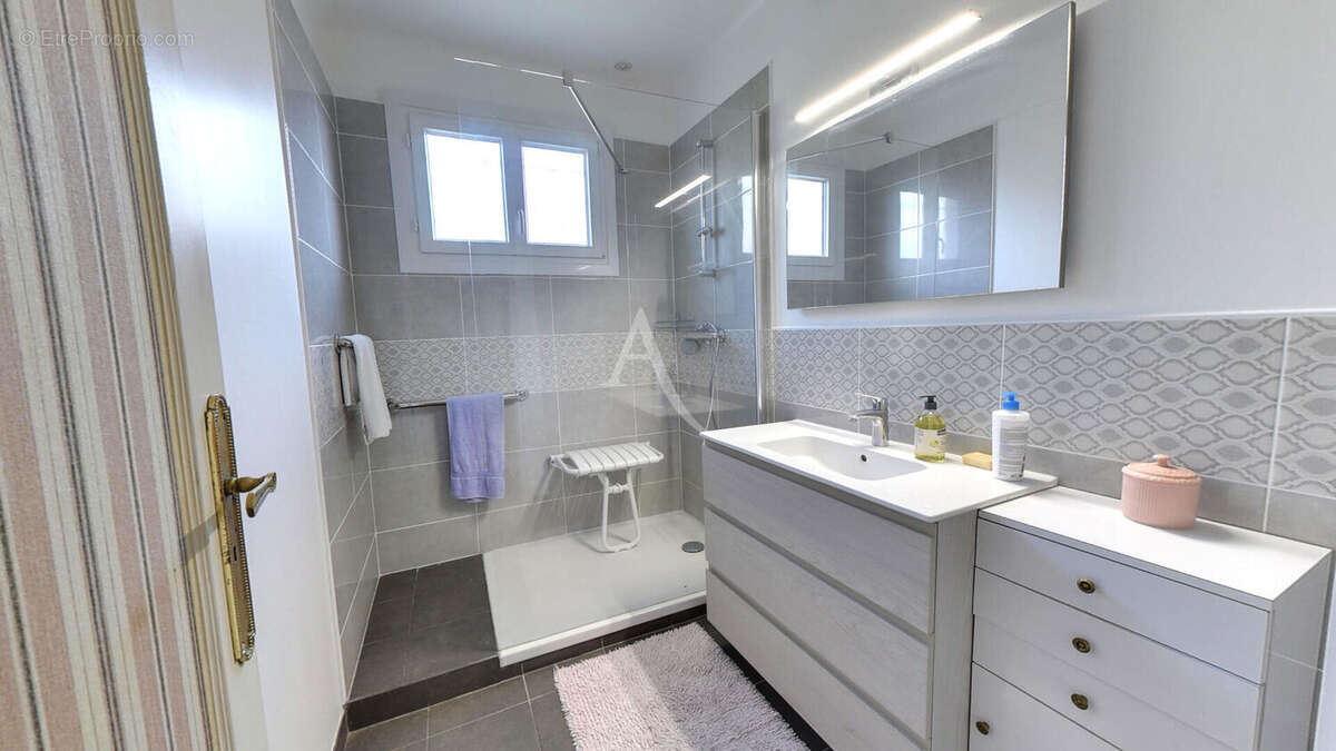 Maison à BRY-SUR-MARNE