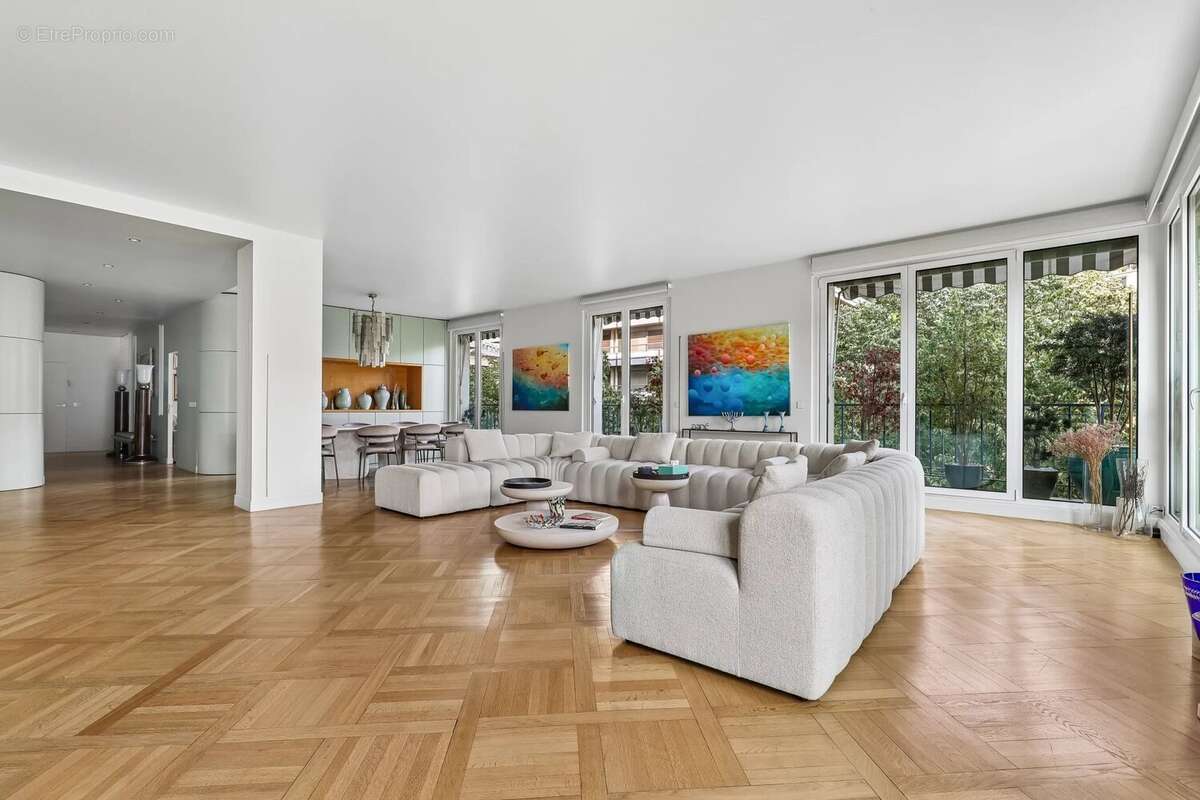 Exclusivité – paris 16e – avenue foch – appartement de prestige avec chambre de service - photo 3