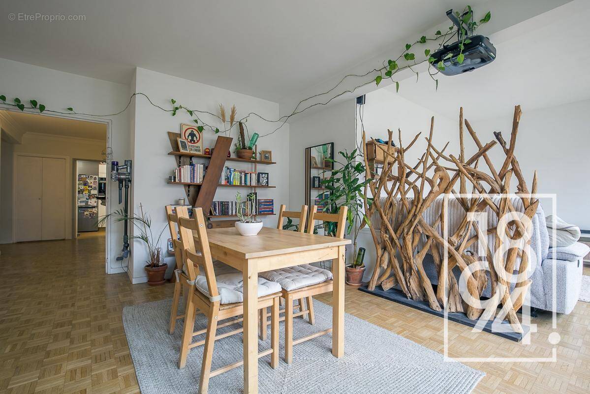 Appartement à MARSEILLE-6E
