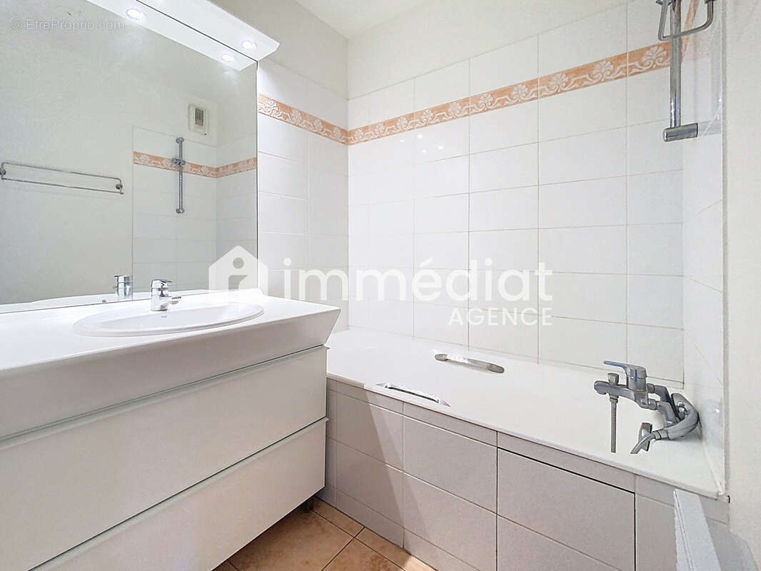 Appartement à RUEIL-MALMAISON