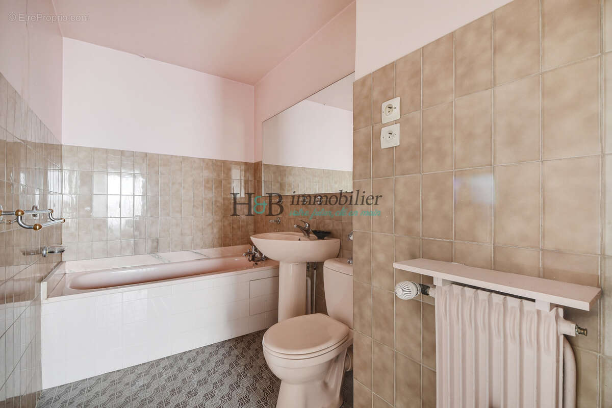 Appartement à LE KREMLIN-BICETRE