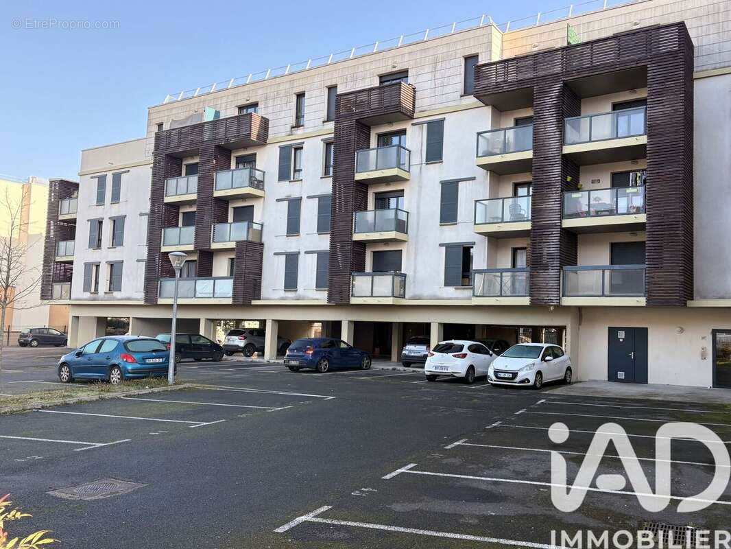 Photo 9 - Appartement à DAMMARIE-LES-LYS