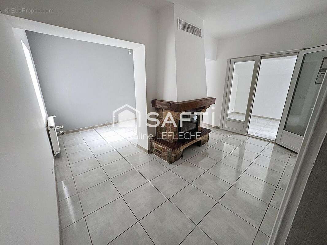 Maison 81 m² à Peronne  - photo 2