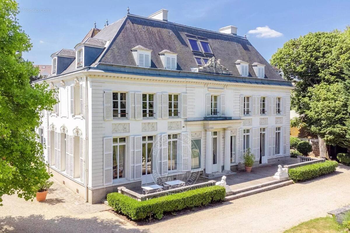 Maison à MONTGERON