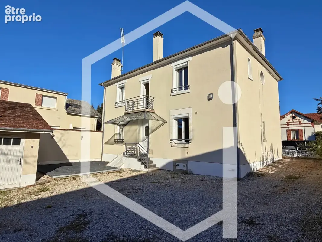 Maison familiale en centre-ville de Cosne-Cours-sur-Loire - photo 16