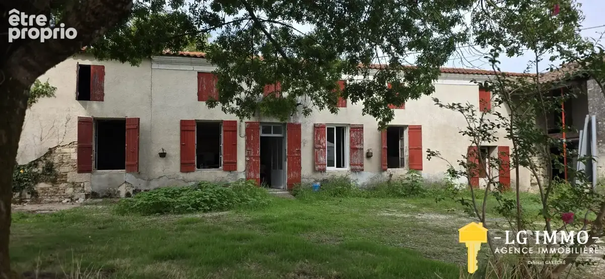 Maison à BRIE-SOUS-MORTAGNE