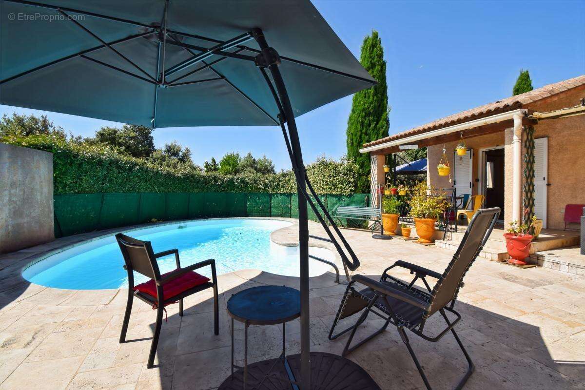 Uzès: Maison 5 ch avec piscine - photo 7