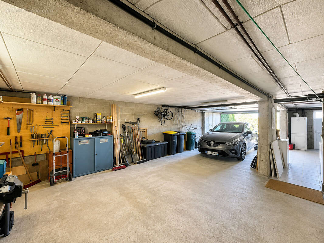 VERETZ - MAISON FAMILIALE - 141 m2 habitables sur sous-sol - photo 18