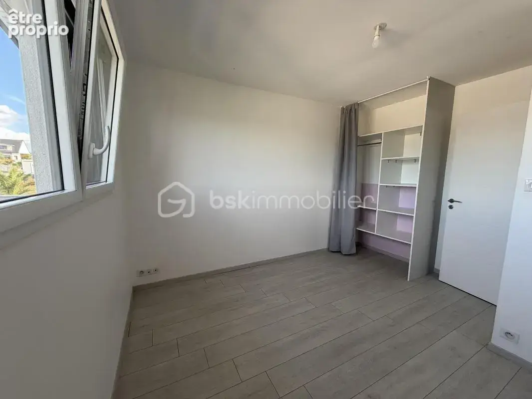 Charmante maison contemporaine avec 4 chambres, garage et jardin - photo 13