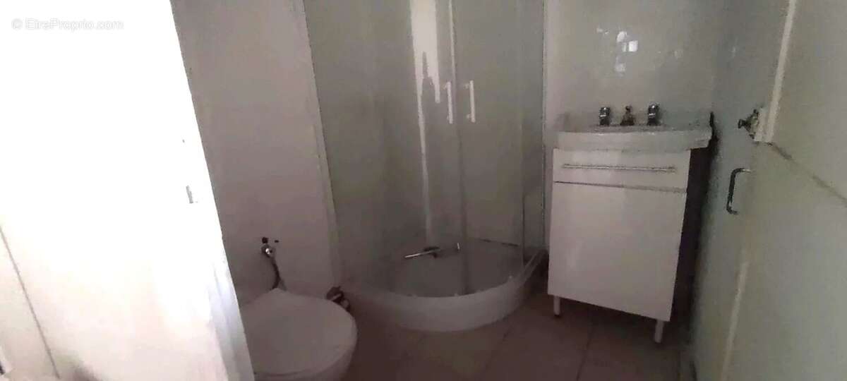 APPARTEMENT 2 PP plein centre village - photo 5