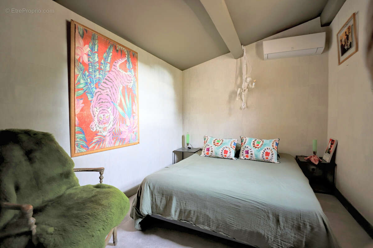 Maison à LE CASTELLET