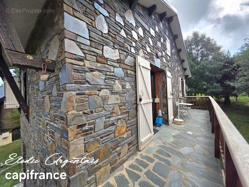 Maison à EYNE