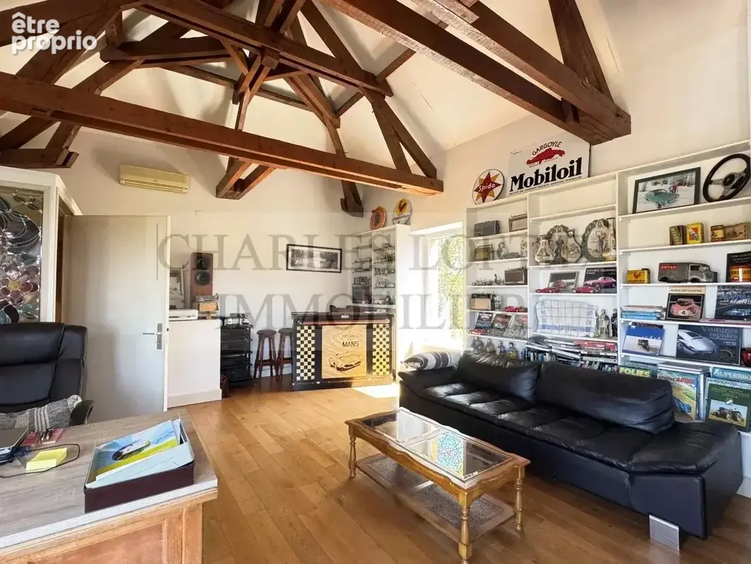 Authentique propriété en pierre avec piscine et dépendances sur 36 hectares, nichée sur les hauteurs de Cahors - photo 23