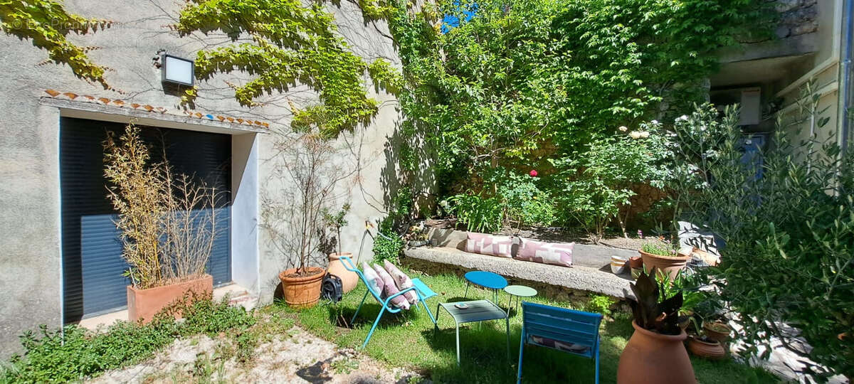 Appartement à LE THOLONET