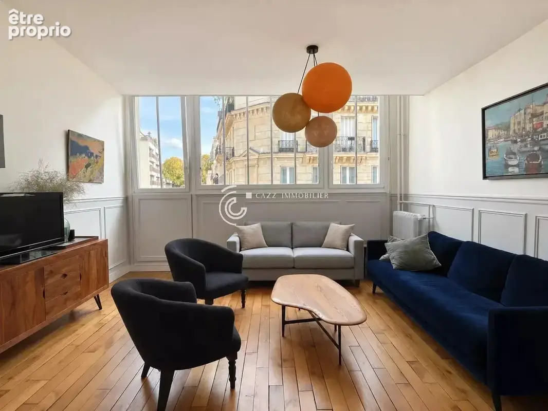150m du métro PASSY - 3 pièces - Ancien atelier d'artiste rénové de 85m² - photo 2